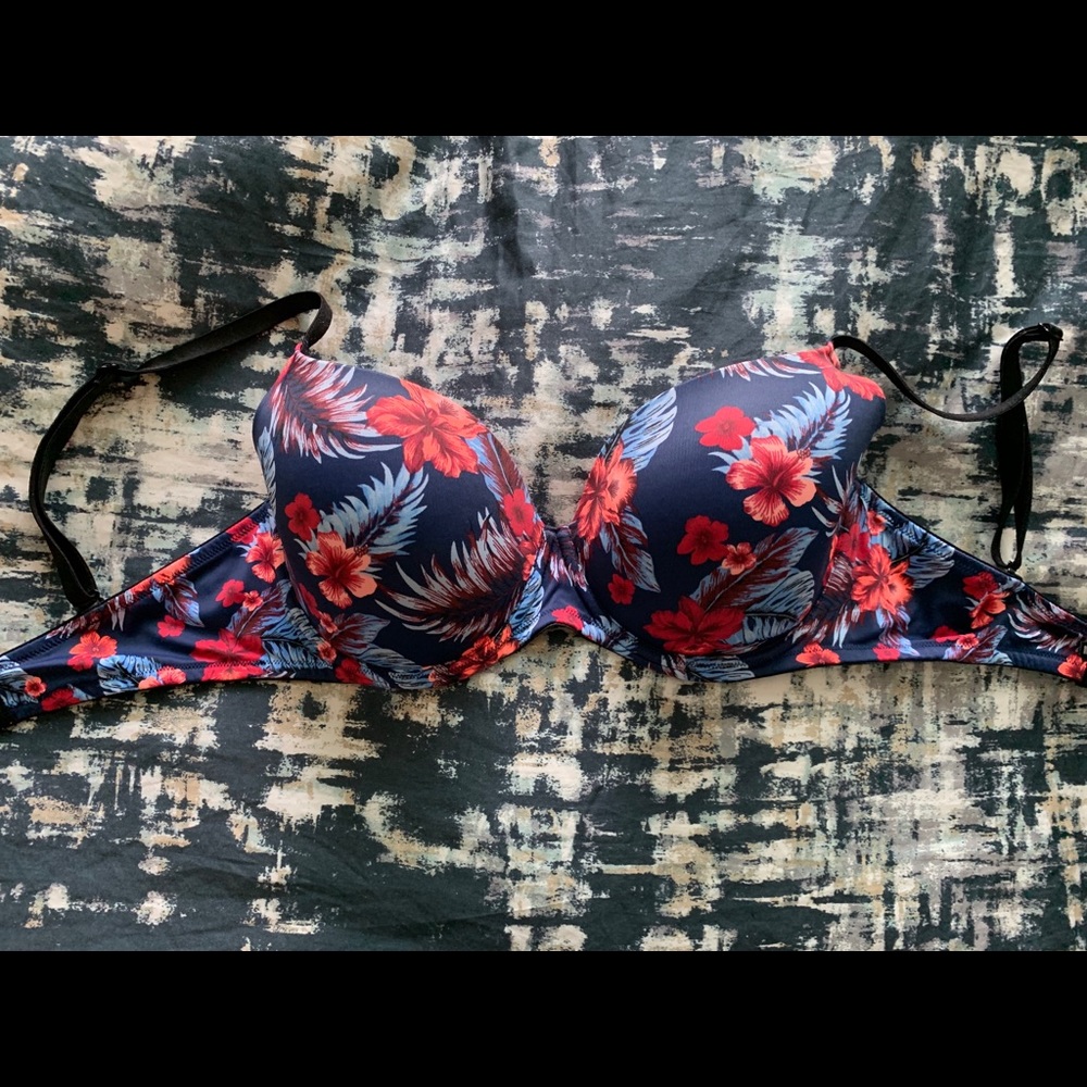 MOVING SALE Navy floral PINK bra